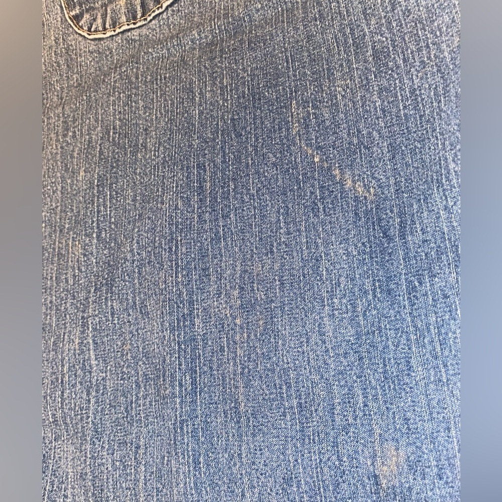 LEVI’S Distressed Denim Capris in Medium Wash Blue Size 14 - Picture 5 of 5